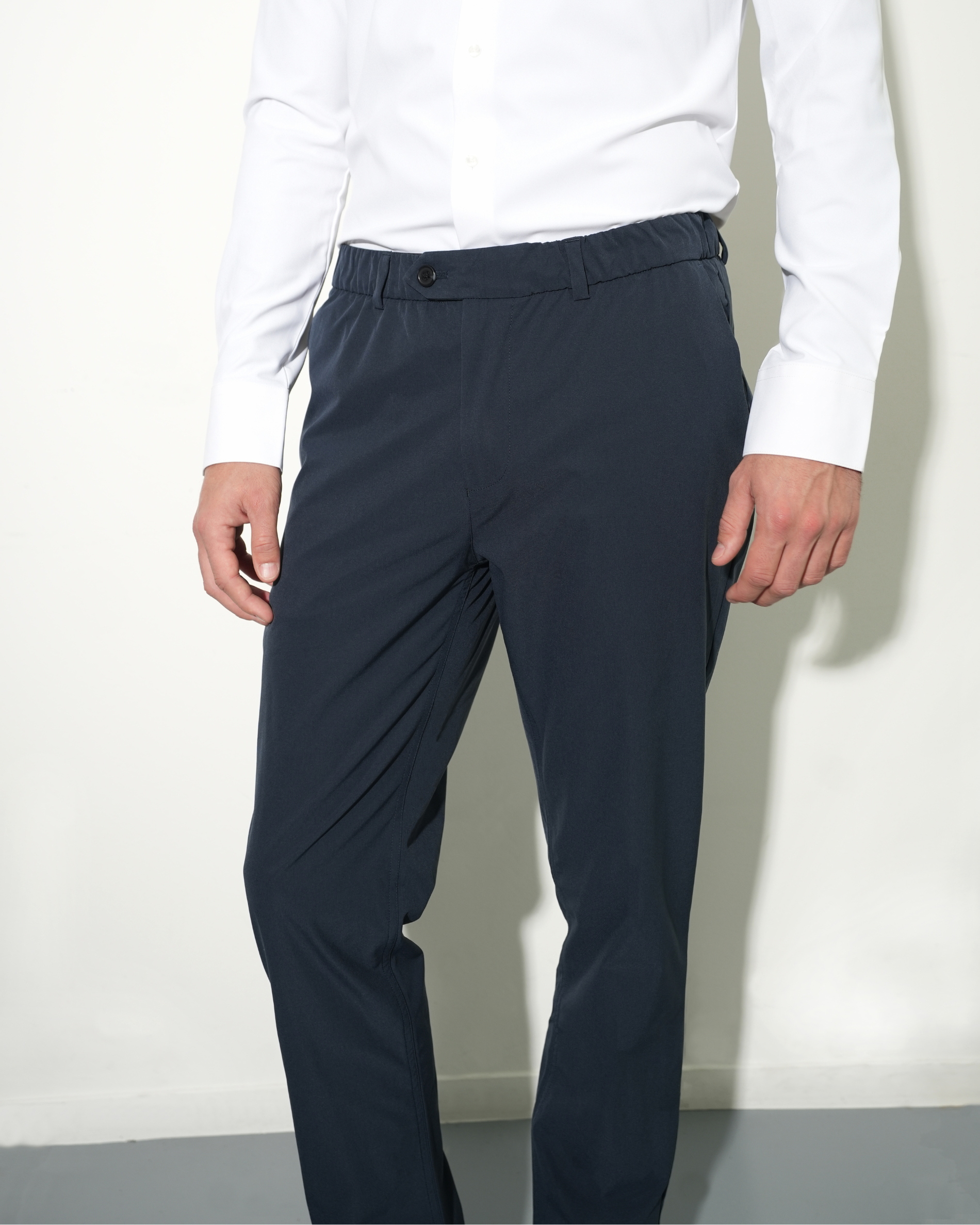 Light-weight pants navy