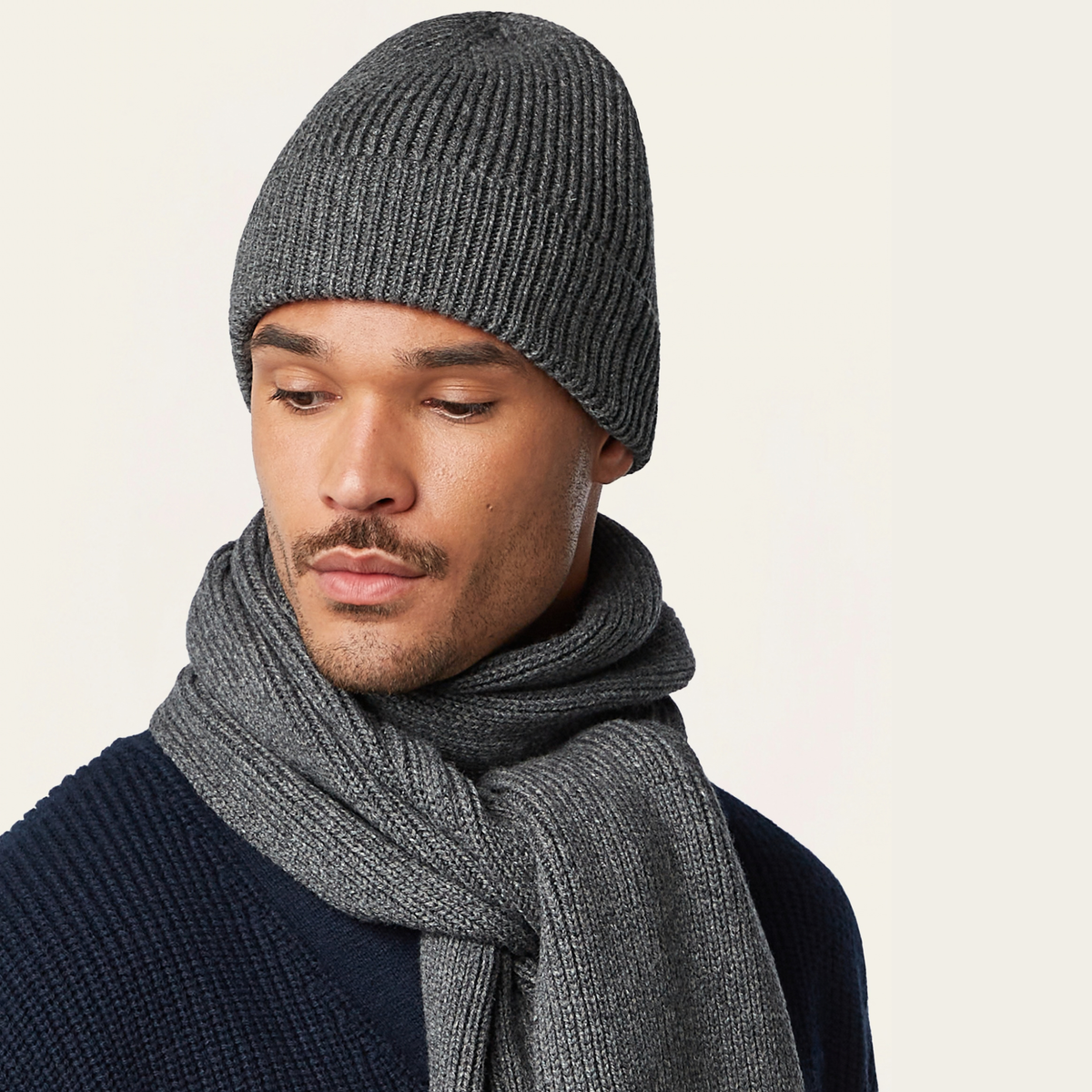 Heavy Seawool Beanie & Scarf bundle | Dark grey