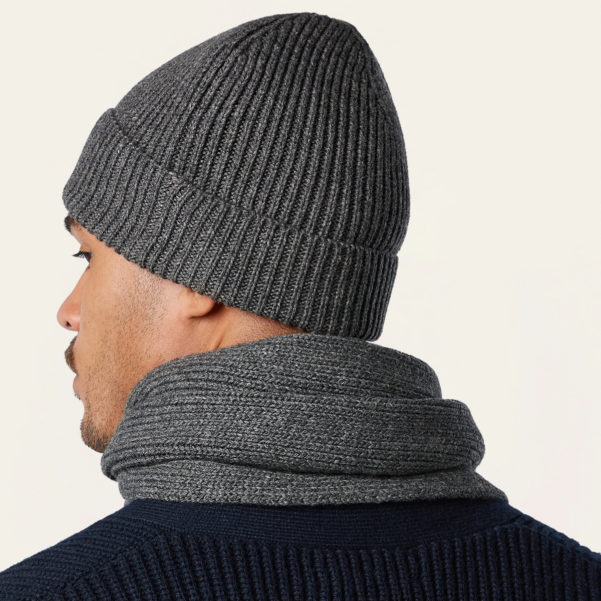 Heavy Seawool Beanie & Scarf bundle | Dark grey